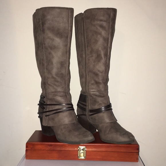 Lexis Boot - Picture 5 of 5